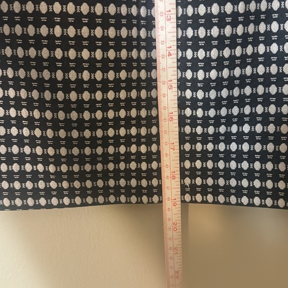 Black and Cream Ann Taylor Loft Short Skirt - Size 6 - Picture 6 of 9